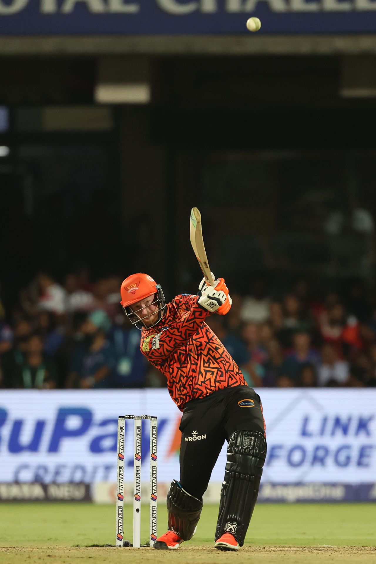 Cover image for IPL 2024 में सर्वाधिक छक्के लगाने वाले बल्लेबाज
