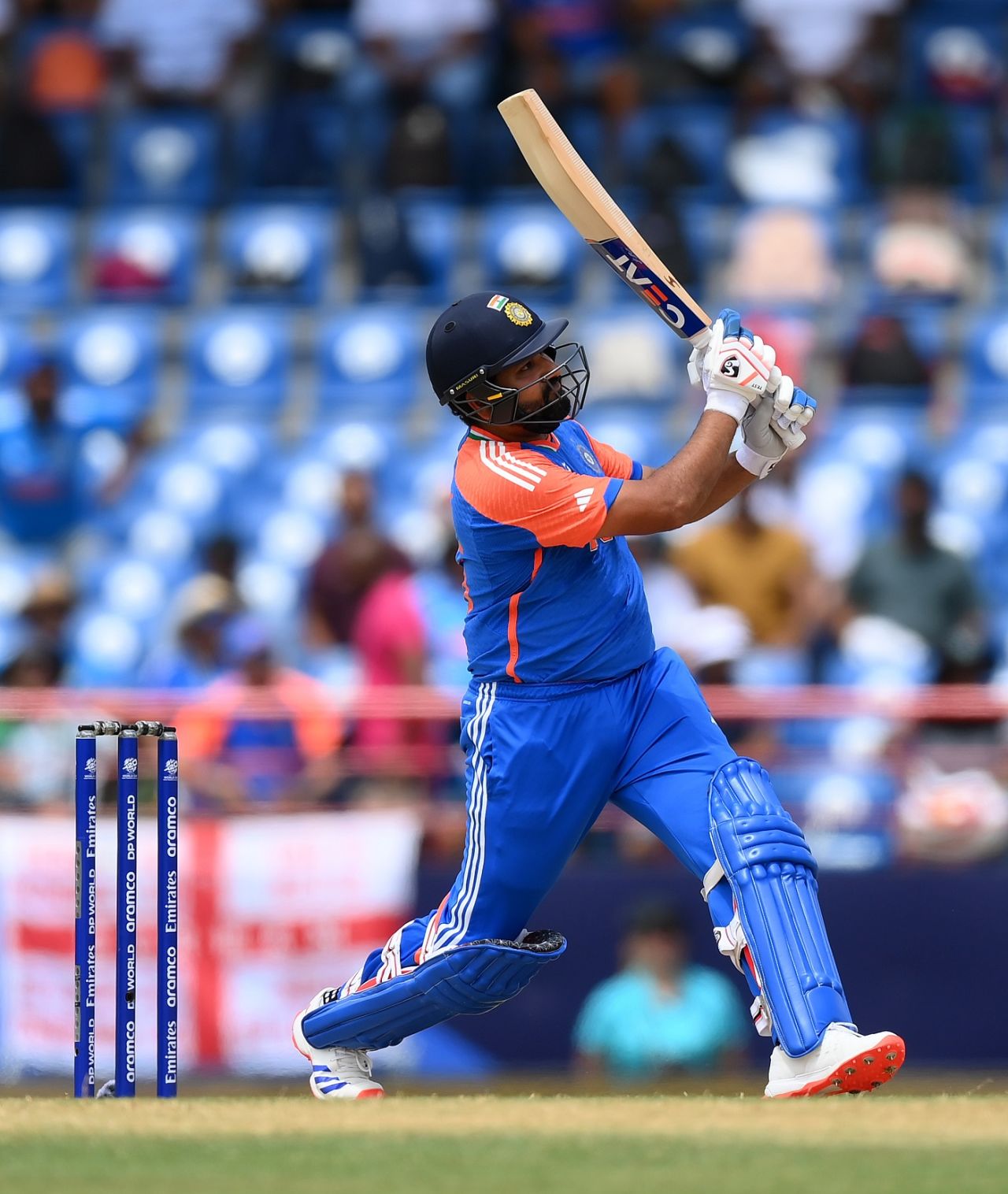 Cover image for T20 में सबसे ज्यादा छक्के लगाने वाले बल्लेबाज