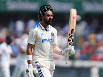 KL Rahul getting out after half century