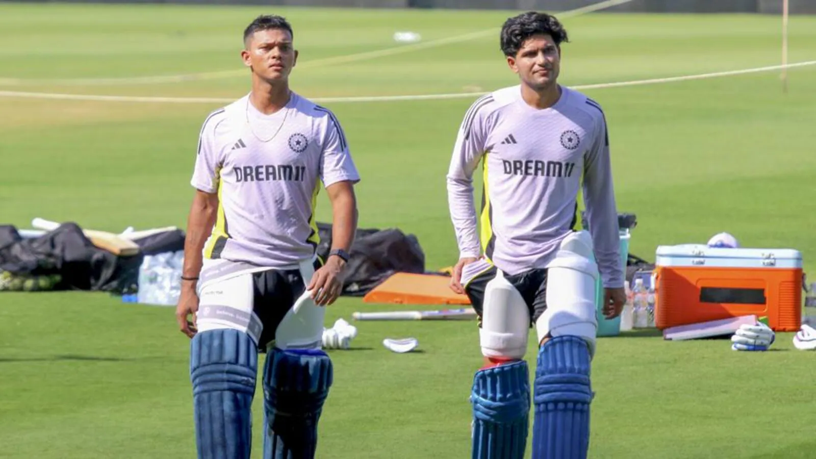 Shubman-Gill-and-Yashasvi-Jaiswal