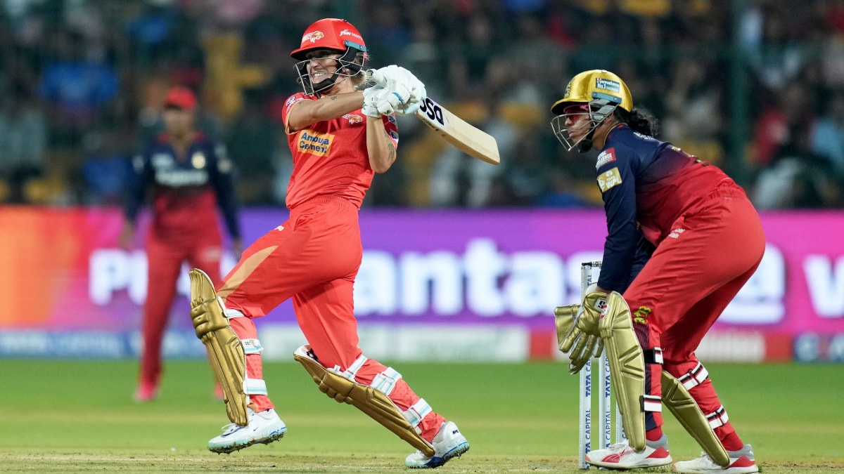 Gujarat Giants vs RCB