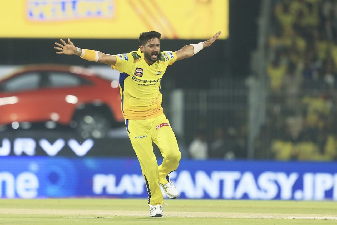 Cover image for IPL 2025 में सबसे ज्यादा वाइड डालने वाले गेंदबाज़