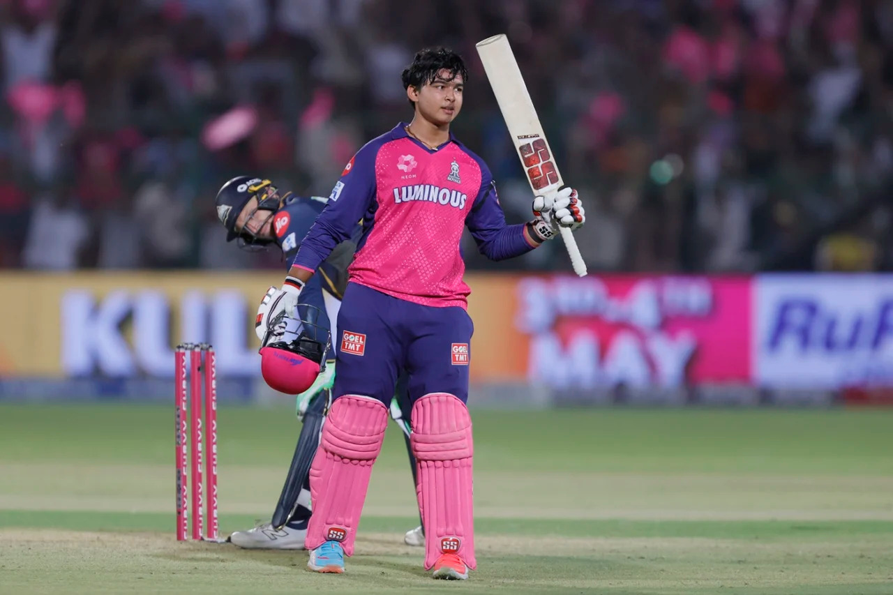Cover image for T20 क्रिकेट में सबसे कम उम्र में शतक लगाने वाले खिलाड़ियों की लिस्ट