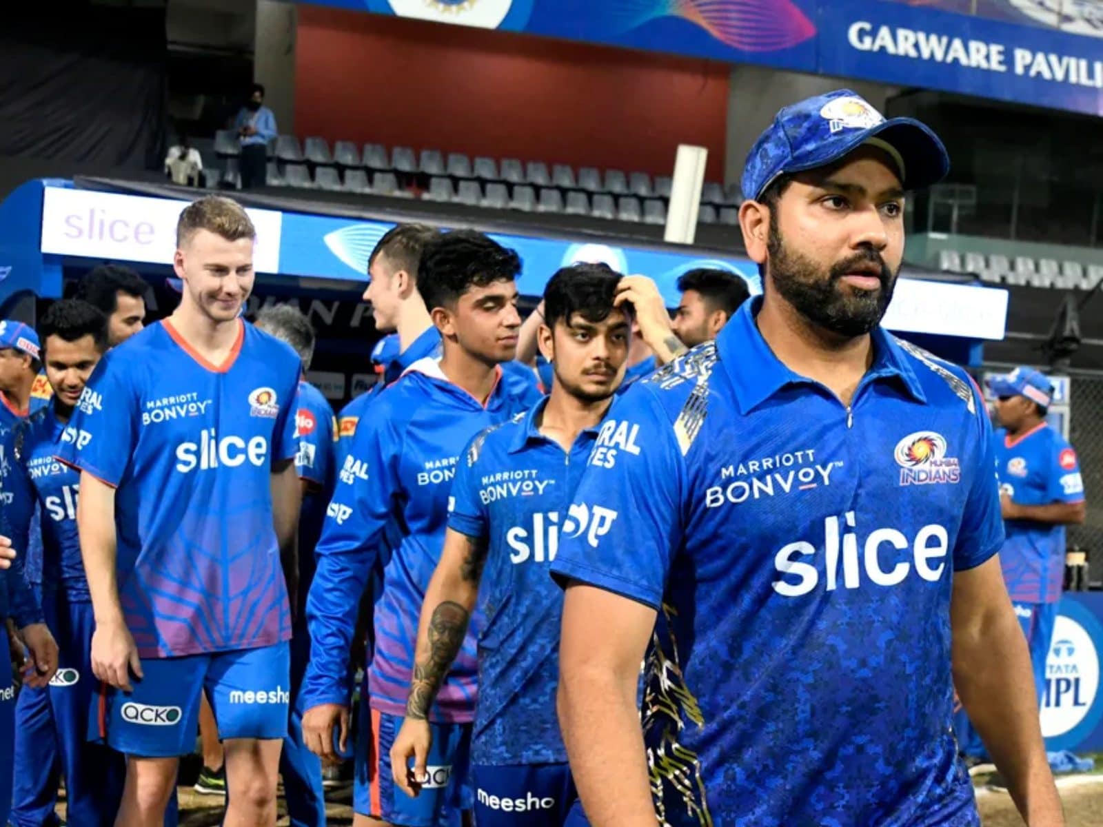 Cover image for IPL में घरेलू मैदान पर लगातार 5 या उससे ज्यादा मैच हारने वाली टीमें