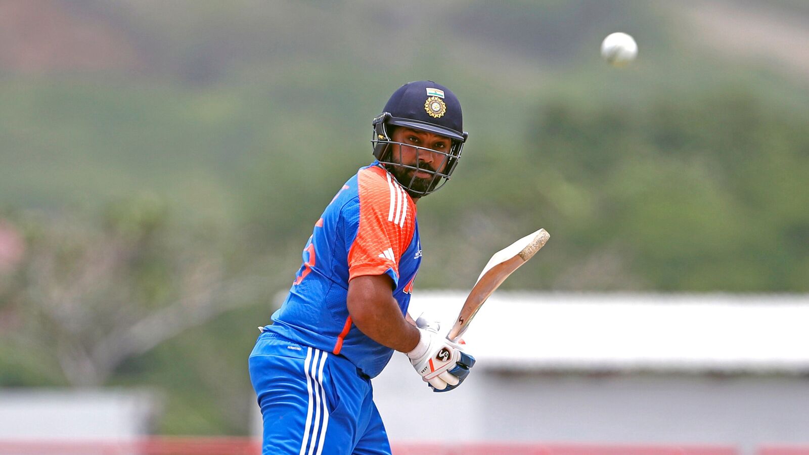 Cover image for ICC ट्रॉफी जीतने वाले टॉप स्कोरर कप्तान