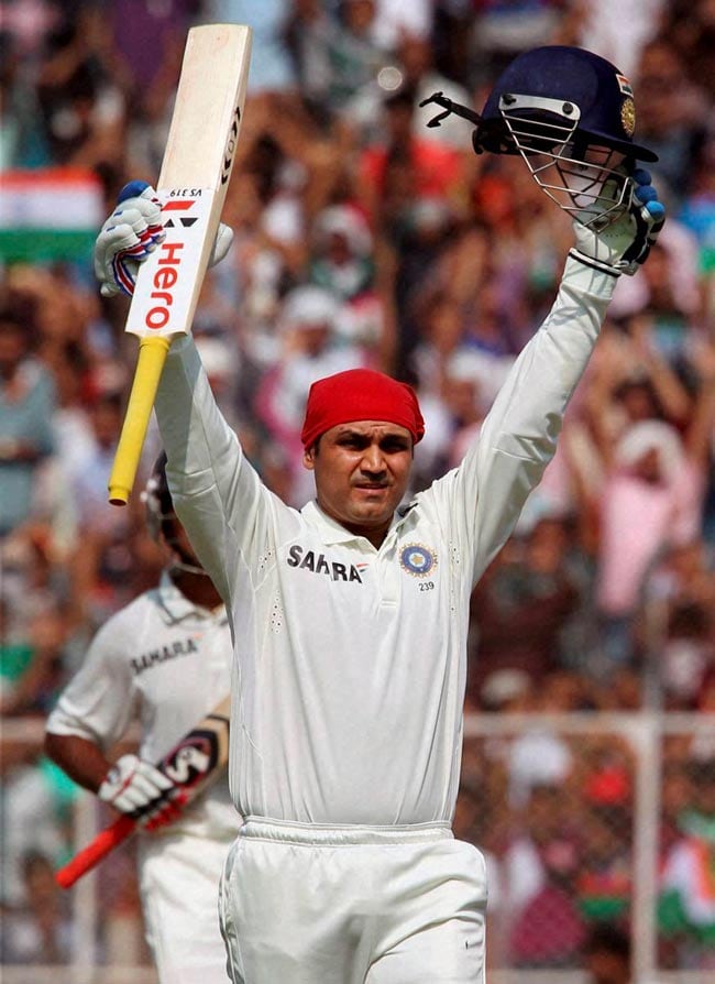Cover image for सबसे तेज़ 10,000 टेस्ट रन बनाने वाले बल्लेबाज़