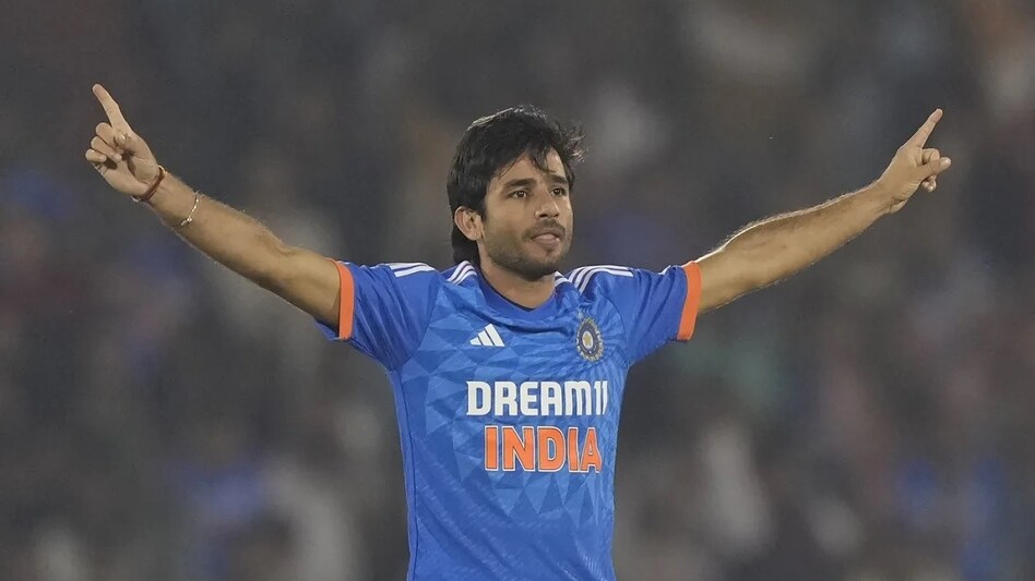 Cover image for ICC T20I रैंकिंग में सबसे ज़्यादा दिन टॉप पर रहने वाले बल्लेबाज 