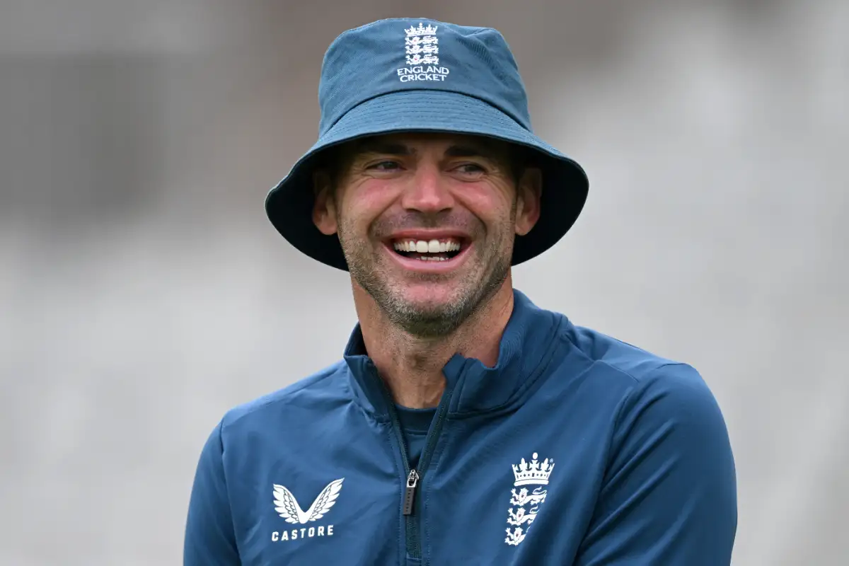 Cover image for Happy Birthday James Anderson

