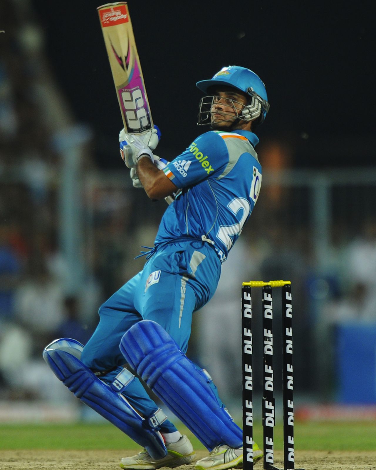 Cover image for T20IS+ODI+टेस्ट में भारत के लिए सर्वाधिक छक्के लगाने वाले खिलाडी