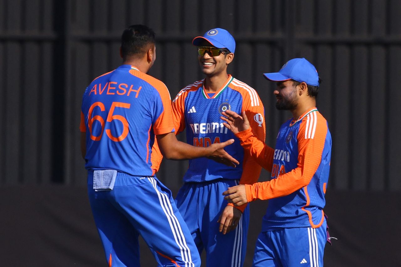 Cover image for सबसे कम टी20 मैच खेलकर टीम इंडिया की कप्तानी संभालने वाले प्लेयर्स