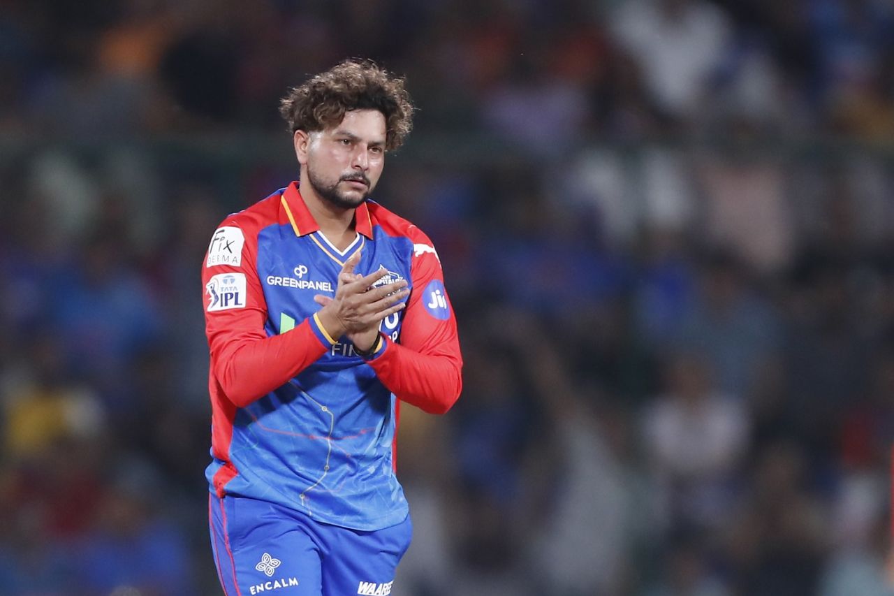 Cover image for श्रीलंका के खिलाफ T20i में सबसे ज्यादा विकेट लेने वाले गेंदबाज