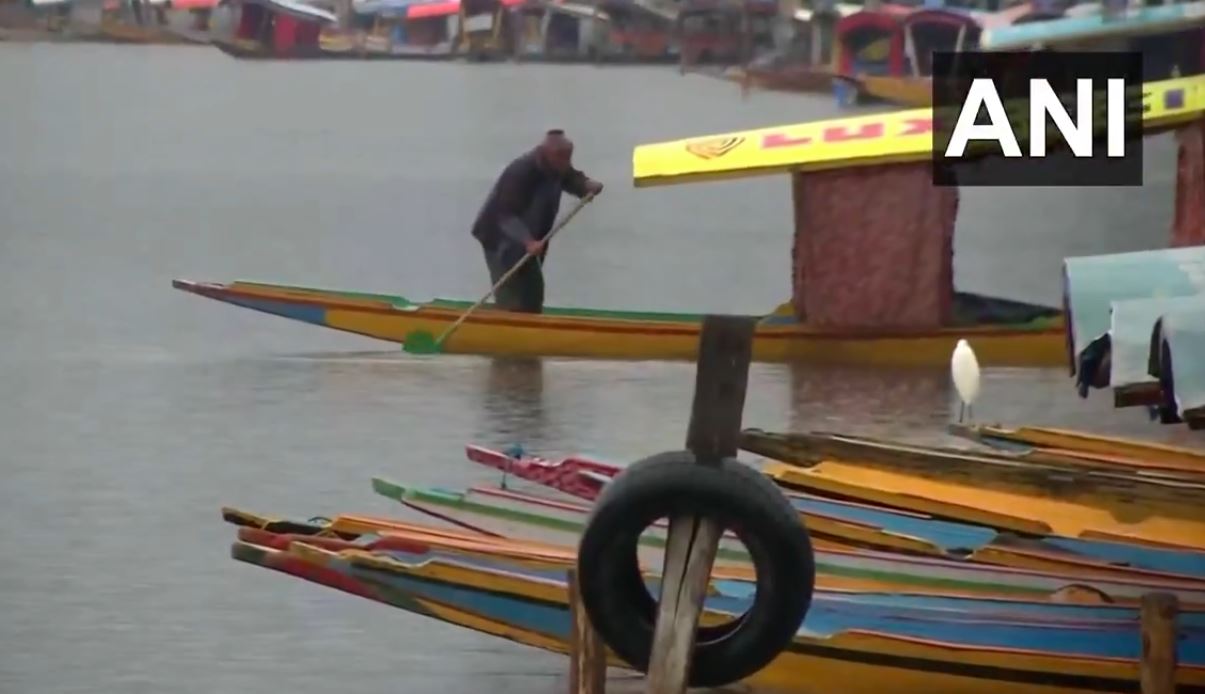 IMD forecasts cloudy skies and rain for Srinagar through March 16