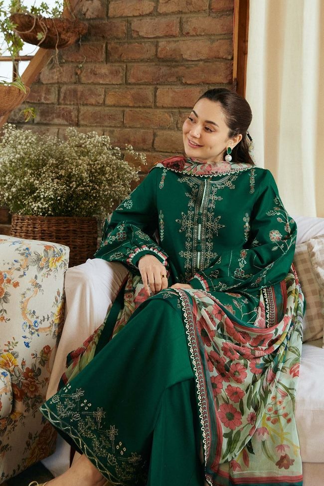 open lace back dress Hania Amir Baraat Dress