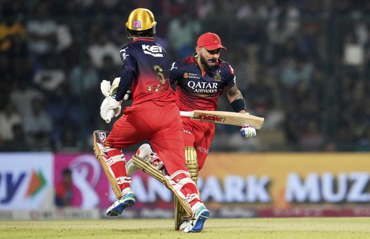 Virat Kohli with Krunal Pandya