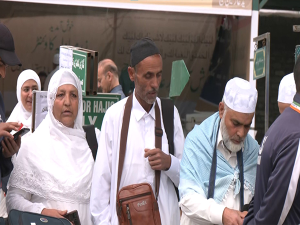 Over 3,300 pilgrims from Srinagar begin their Hajj Pilgrimage