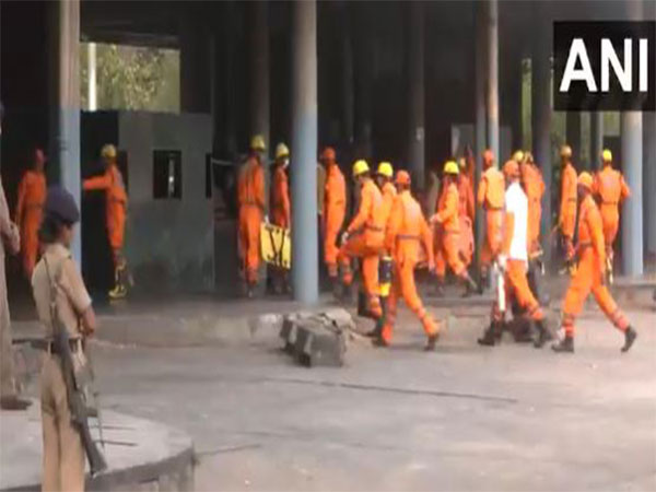 Public advised to stay calm during Delhi siren test