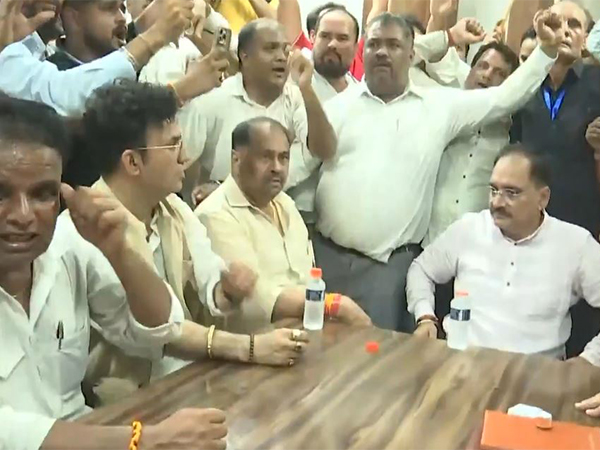 Delhi: BJP leaders to protest against attack on Tagore's ancestral home