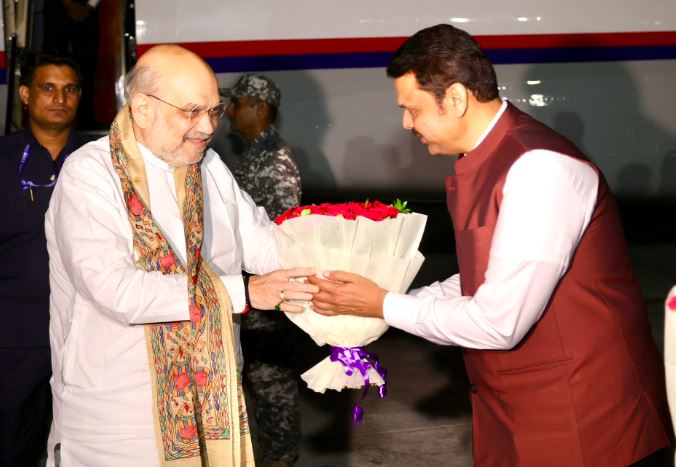 HM Amit Shah on a two-day visit to Maharashtra; CM Fadnavis welcomes