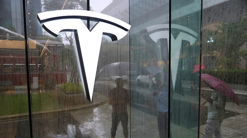 Tesla model Y debuts in India with cutting-edge features and dual variants