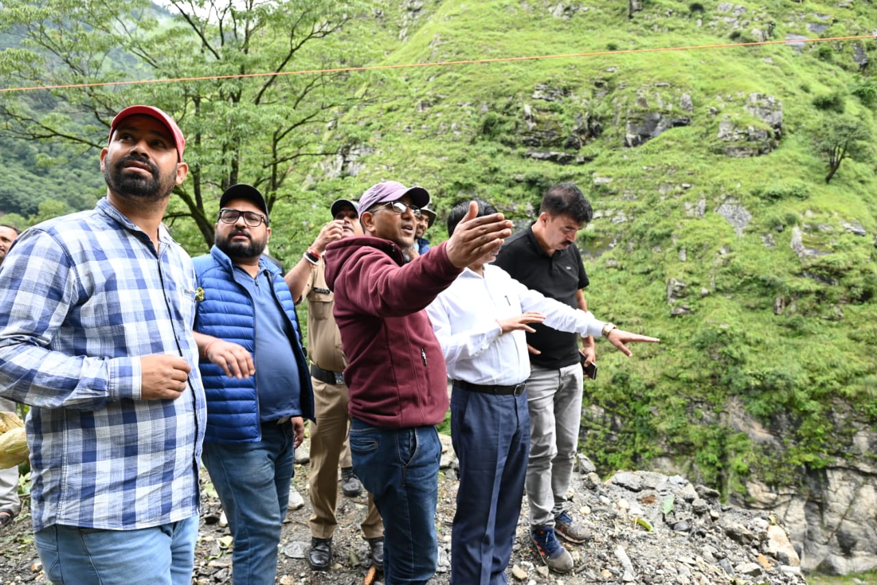 Uttarkashi DM inspects landslide-prone spots on Yamunotri highway
